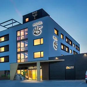 Hi5-hotel Seiersberg Szálloda